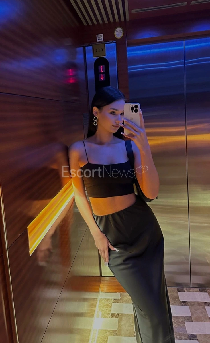 Adelina — Ümraniye, İstanbul Escort — fotoğraf 1