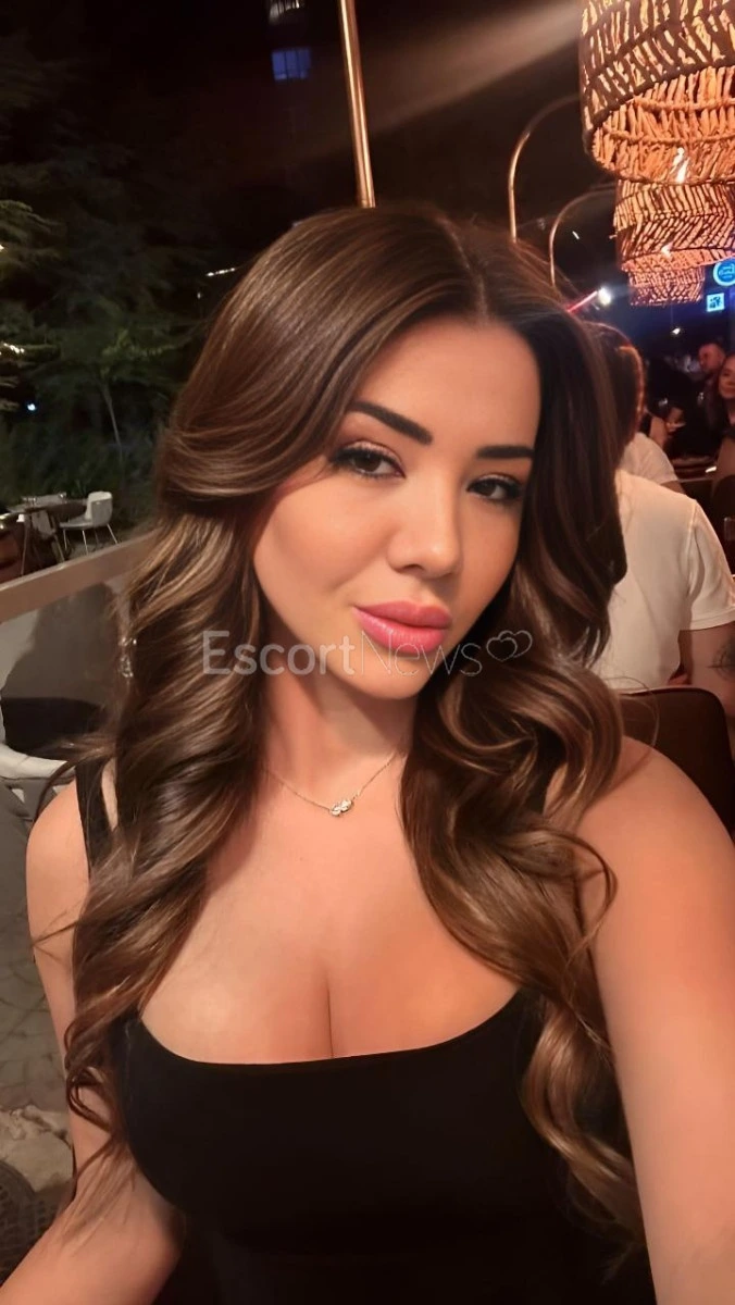 SILA-VIP — Beyoğlu, İstanbul Escort — fotoğraf 1