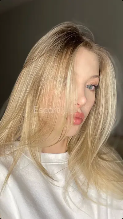 KARINA — Kadıköy, İstanbul Escort
