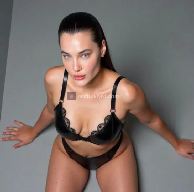 VİP-İST — İstanbul Escort — fotoğraf 1